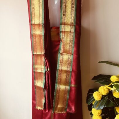 Meroon Silk mundu with silk shawl set