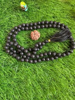 Karungali Mala